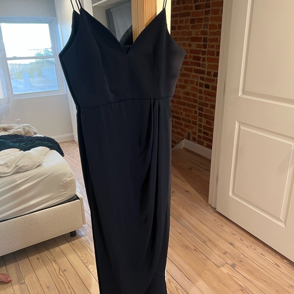 SHONA JOY
Cocktail Draped Dress
Size 12 USA
Navy - Picture 8 of 8